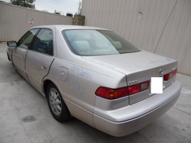 1997 TOYOTA CAMRY TAN CE 2.2L MT Z17947